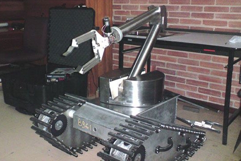Arcadio, robot minas antipersona
