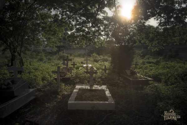 La historia de la 'Ciudad de los Puentes' desde su cementerio