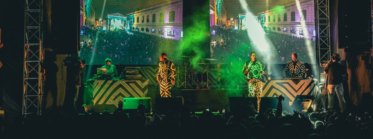 Los músicos también se unen al #10YearsChallenge