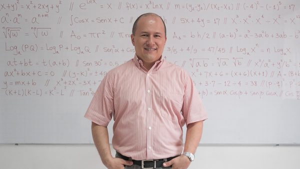 Julio Profe: matemáTICamente conectado
