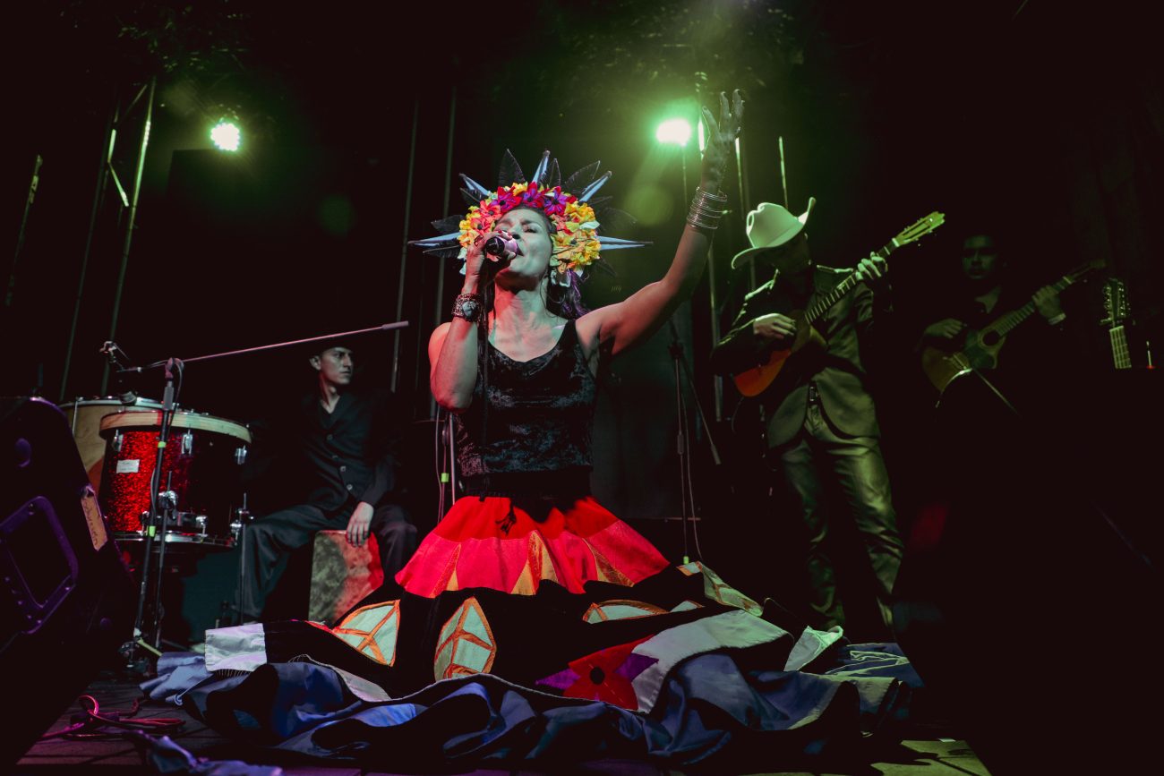 Con Cimarrón, V For Volume y los Arctic Monkeys llegan los nuevos estrenos musicales