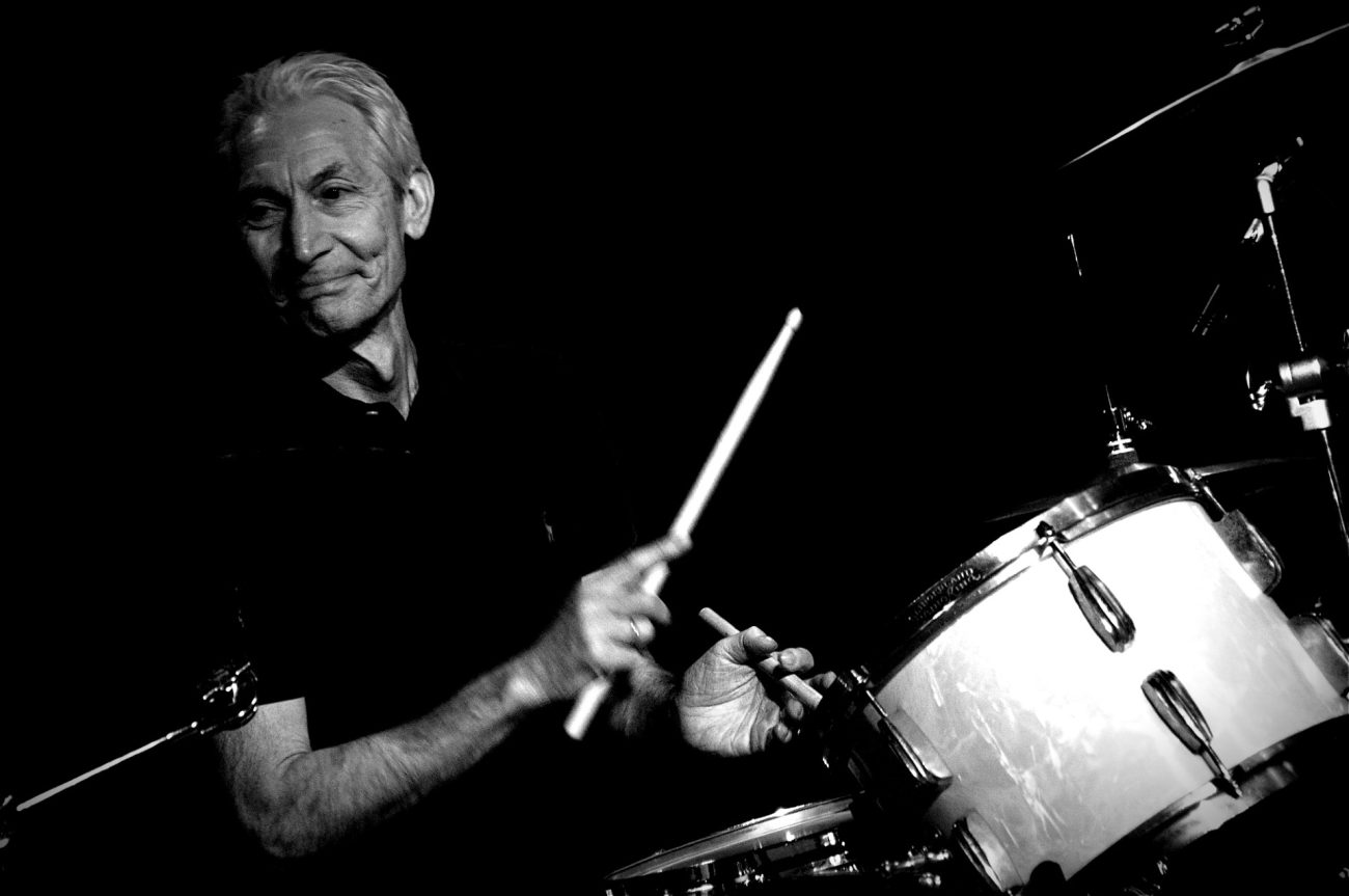 Murió Charlie Watts, el legendario baterista de The Rolling Stones