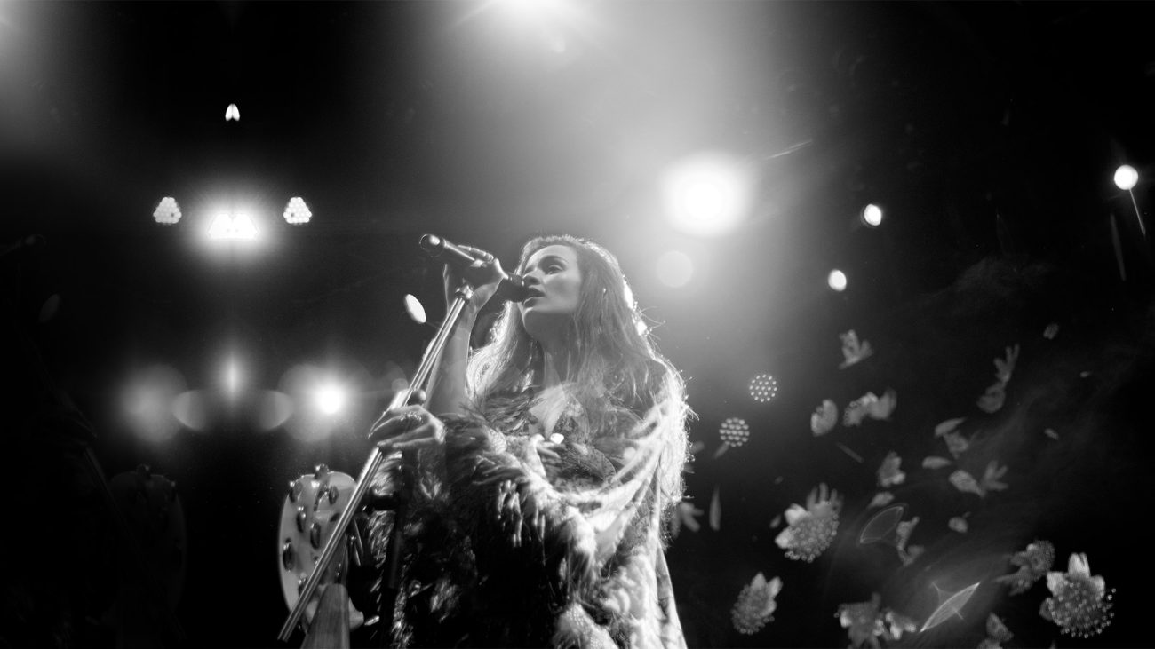 Monsieur Periné, de gira con Encanto Tropical Tour