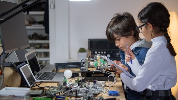 Educación STEAM, el camino hacia la equidad y el progreso de Colombia