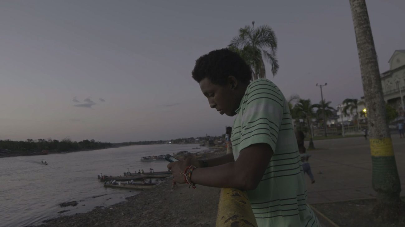 ¿Cómo ganar dinero con Whatsapp y Facebook?