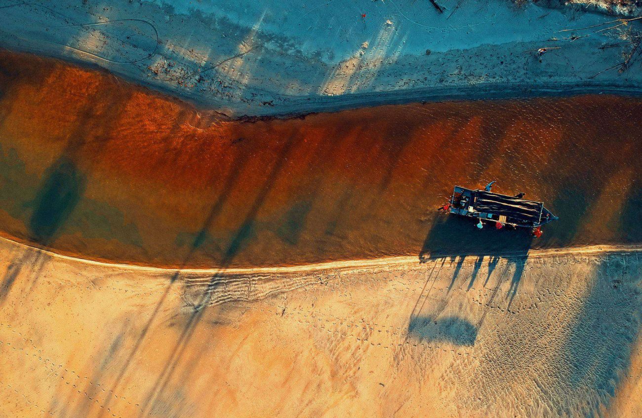 ¿Cómo la tecnología mantiene conectados a los inmigrantes alrededor del mundo?