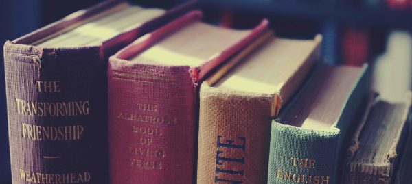 Hablemos de política a través de los libros