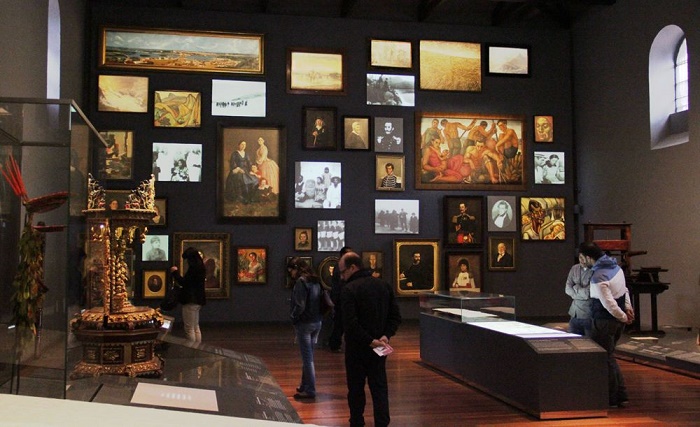 195 años de historia cultural colombiana