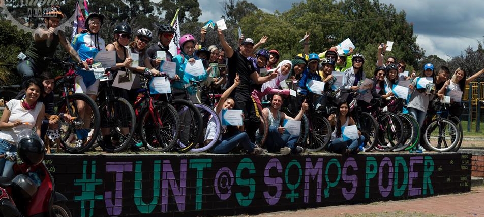 Paradas en los Pedales: un colectivo para mujeres que andan en bici