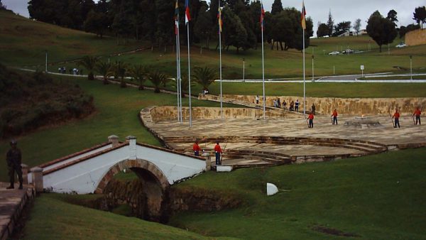 Los hombres del Bicentenario