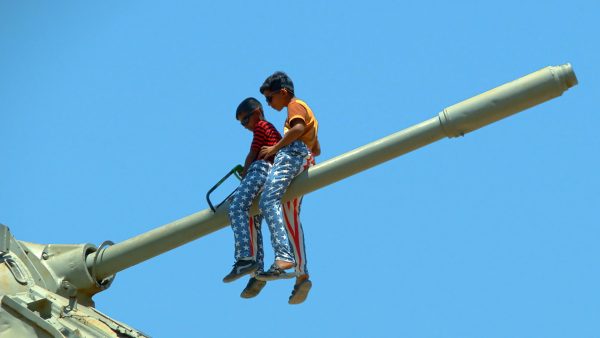 Francis Alÿs: una exposición sobre Irak y la pregunta por el dolor de los otros