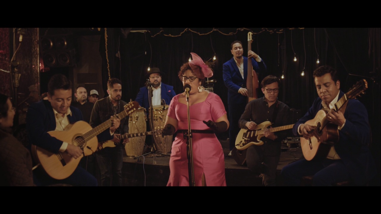 La Santa Cecilia y una música que habla y siente a Latinoamérica