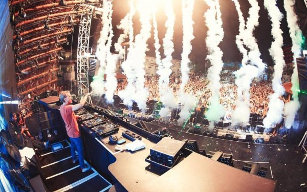 Avicii se suicidó, según fuentes internacionales