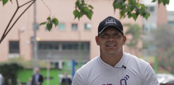 “Las TIC con compromiso social”: Arnulfo, embajador de En TIC Confío