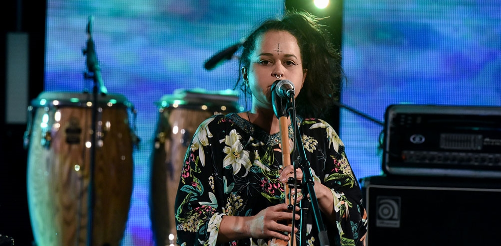 BOmm: trampolín de artistas