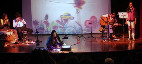 'Re si tan do', una historia de folclor y literatura colombiana en vivo