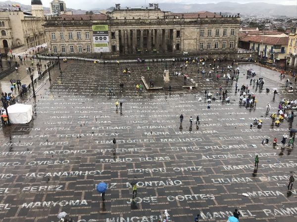 ‘Quebrantos’ de Doris Salcedo, un homenaje a los líderes sociales asesinados