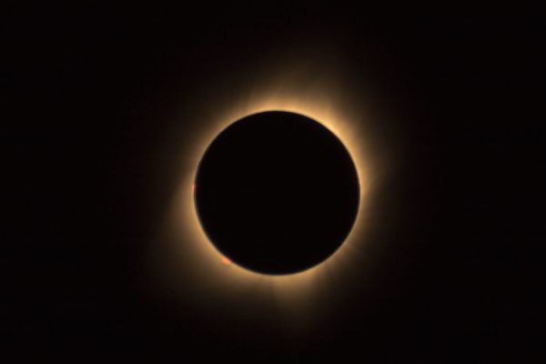 ¿A qué horas es el eclipse solar de este 2 de julio en Colombia?