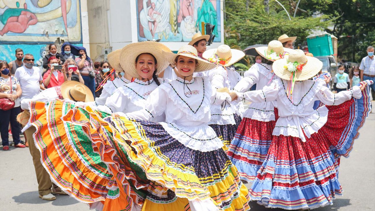 Un Ibagué lleno de turistas celebró el Festival Nacional de la Música Colombiana 2022