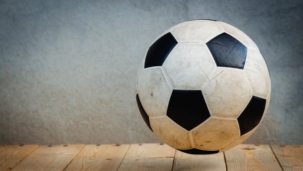 Cinco libros para vivir la fiebre del fútbol