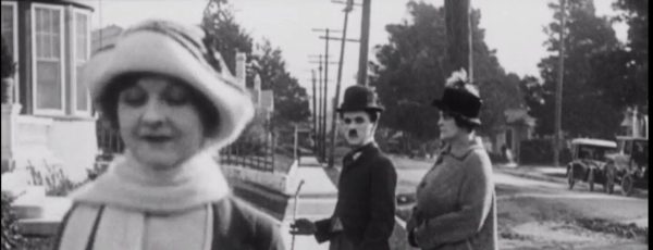 ¿Charles Chaplin inventó el meme del novio distraído?