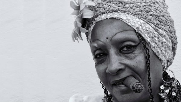 Santería en canciones de salsa