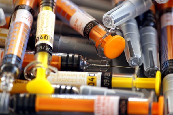 ¿Se puede combinar o mezclar las vacunas contra la Covid-19?