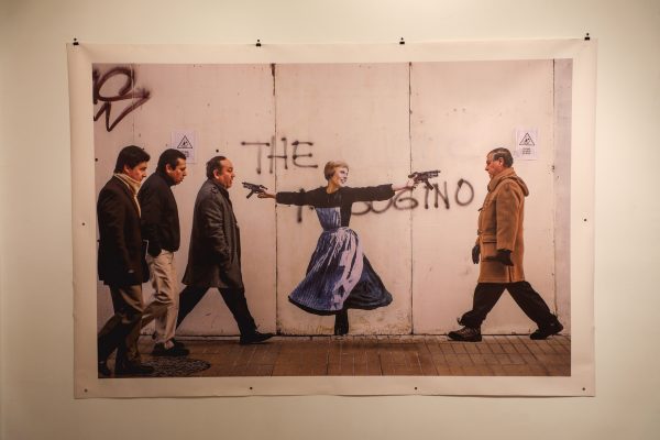 Caminar Bogotá en un mes que llueve arte