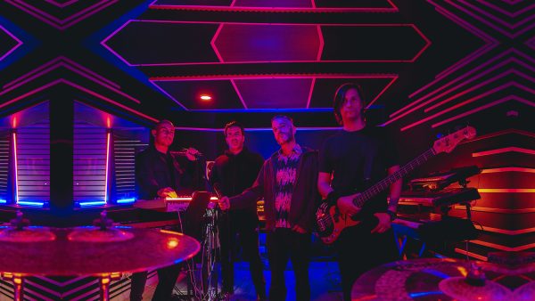 Tequendama: los "animales de tarima" que llegan a prender la música