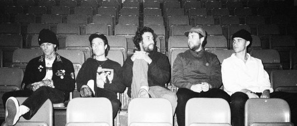 Lika Nova se une a The Neighbourhood en su concierto en Bogotá