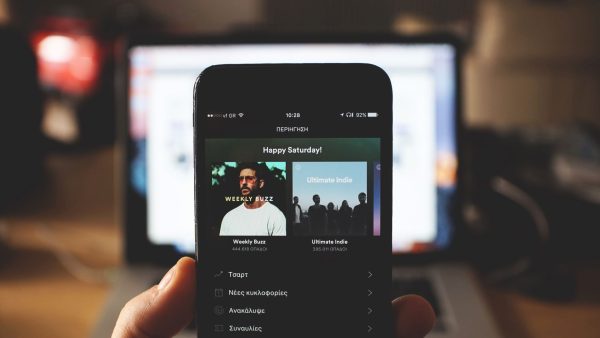 TikTok lanza función para guardar música en servicios de streaming en Colombia