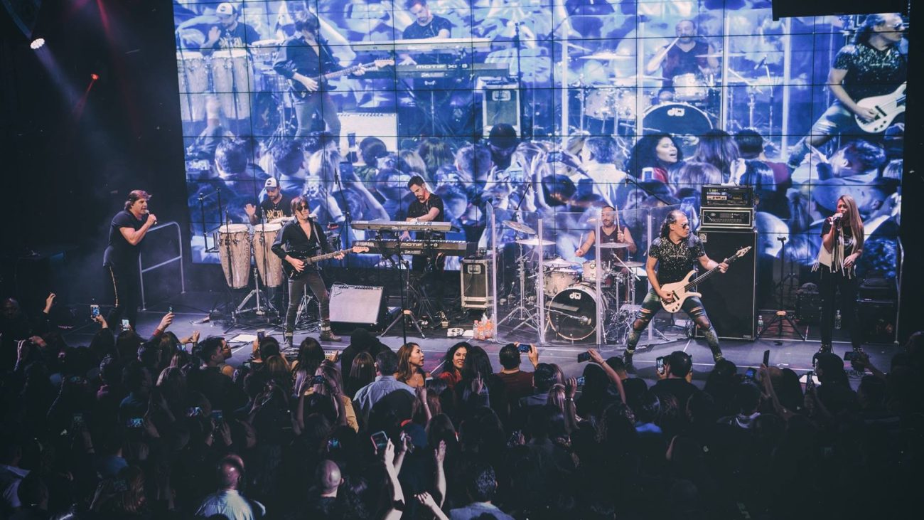 Fiesta retro con Vilma Palma E Vampiros en Bogotá