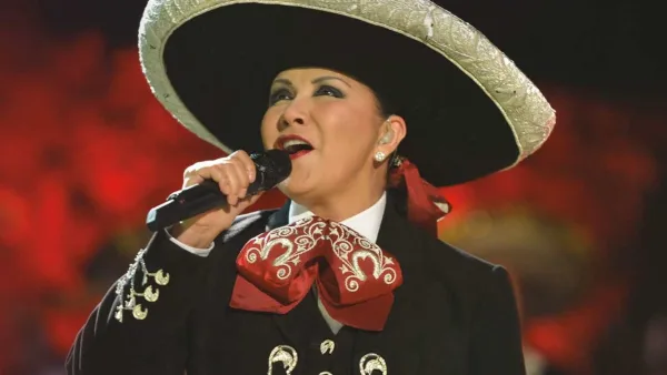 Ana Gabriel llega a Bucaramanga para celebrar 50 años de carrera