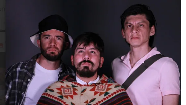 ¡"Deslizamiento": Una obra que explora las masculinidades tóxicas llega al Teatro Libre!