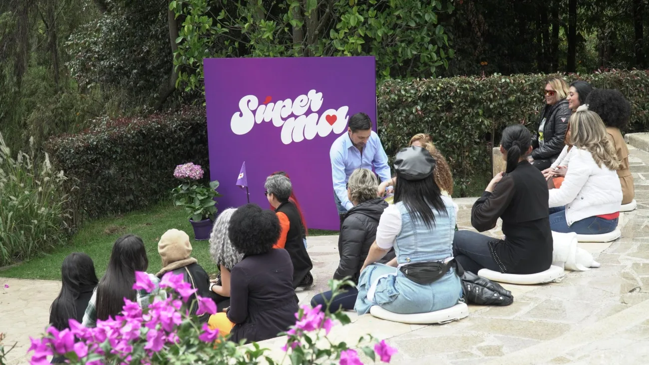 Celebración especial para las madres: Lanzamiento de 'Súper Ma' en vivo