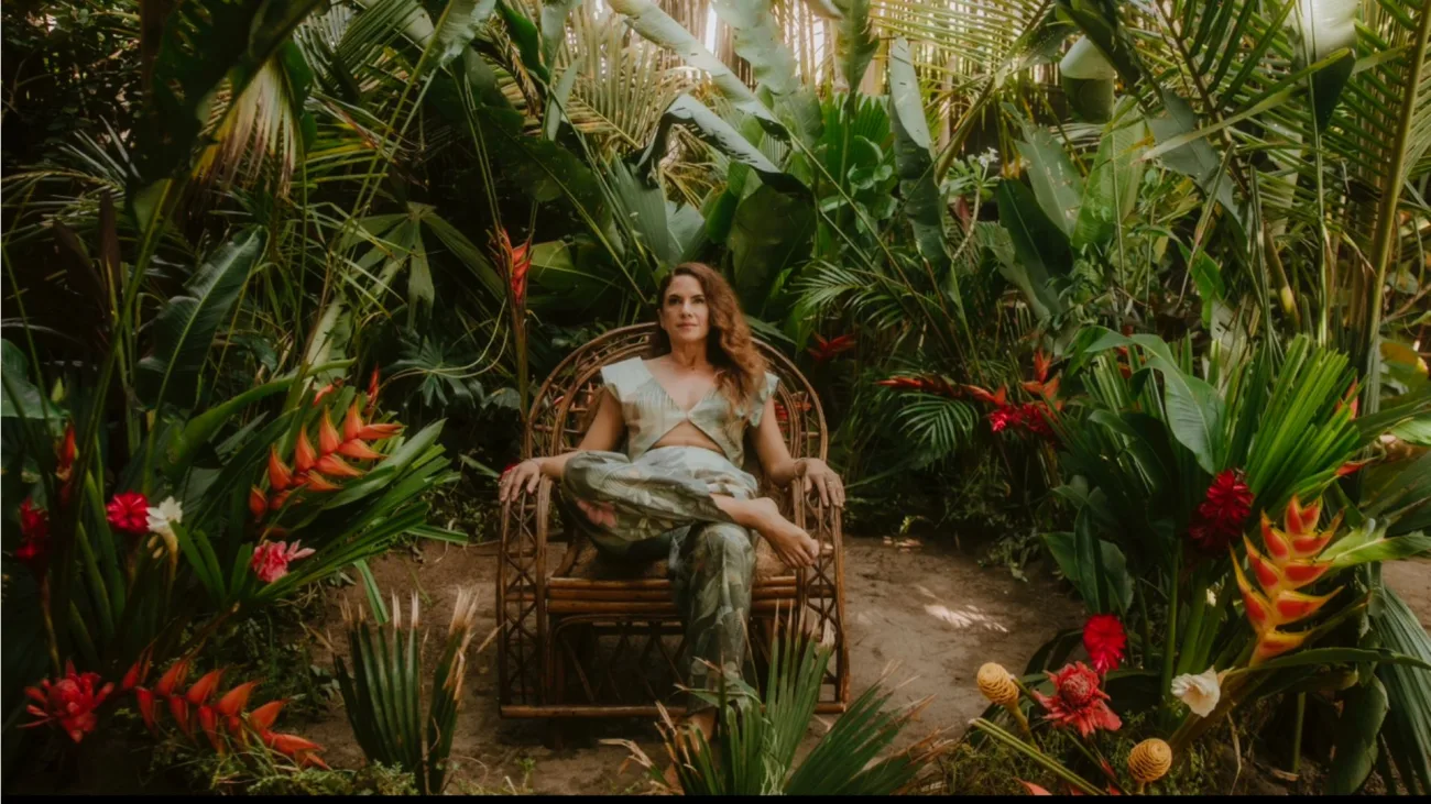 Naty Botero lanza "Corazón del Mundo" desde la Sierra Nevada