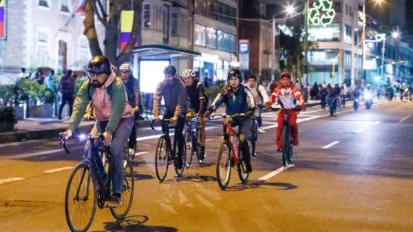 Ciclovía Nocturna