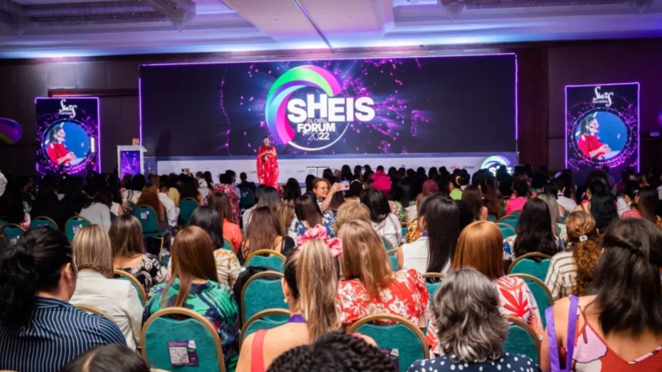 Celebrando el Lliderazgo Femenino: She Is Forum 2023 en Medellín