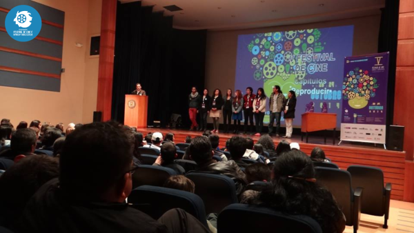Llega a Bogotá la inauguración del XV Festival de Cine: Infancia y Adolescencia en el que podrás disfrutar de una feria artística y de la presentación en vivo del Colectivo Slaver