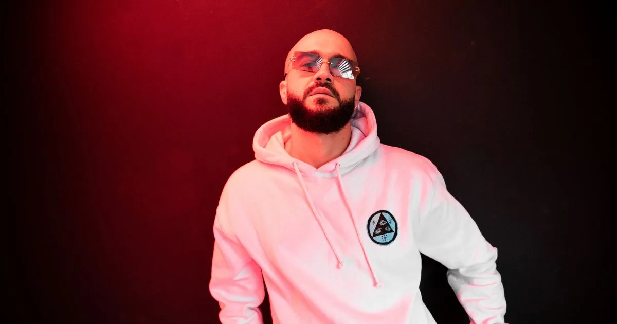 Juan Sinatra revive el rap de los 90’s con su nueva canción 'Hijo Pródigo'