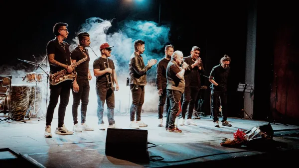 Mi vida es un bolero llega al teatro libre de chapinero todos los miércoles a las 8 pm