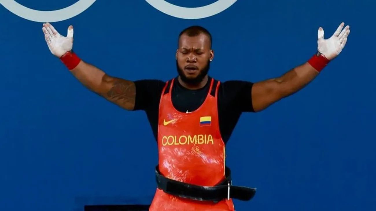 Yeison López gana medalla de plata en levantamiento de pesas en los Juegos Olímpicos de París