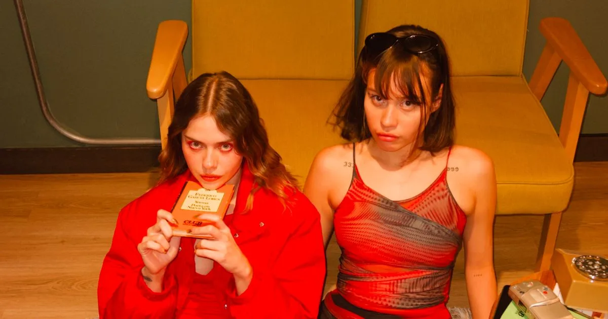 Mar Mejía y La Pardo Lanzan 'La Luna'