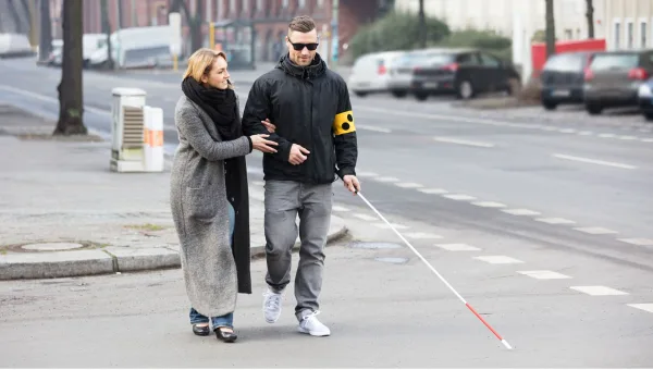 Garantizando el acceso a la información para personas ciegas