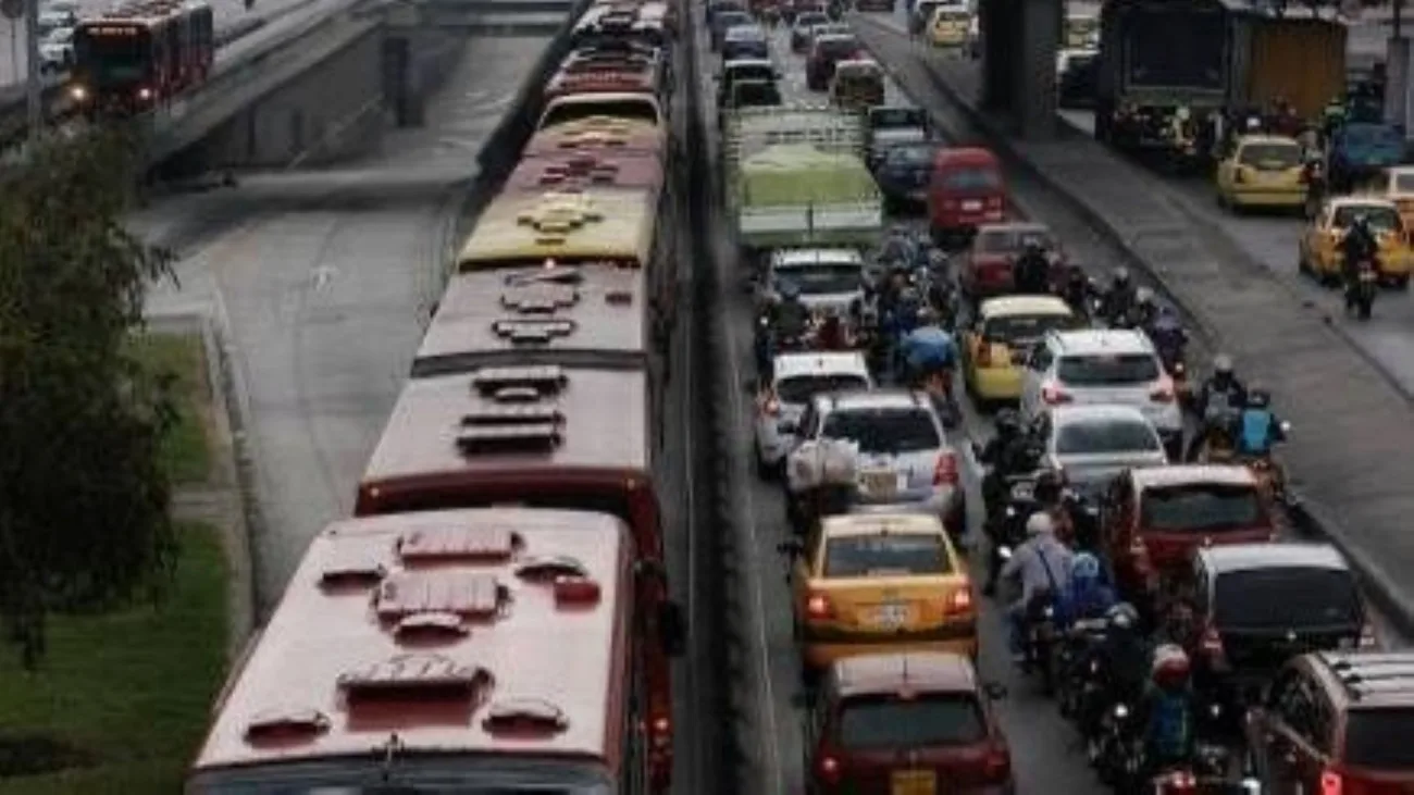 ¿Listo para ver el enfrentamiento entre Bolivia y Colombia? Ambos equipos de fútbol se encontrarán este 10 de octubre para la fecha 9 de las Eliminatorias rumbo al Mundial Norteamérica 2026.