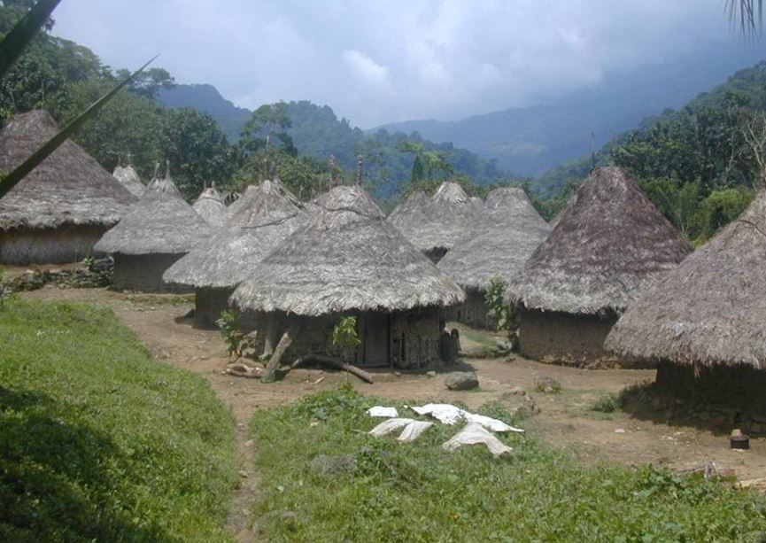 ARQUITECTURA ARHUACA