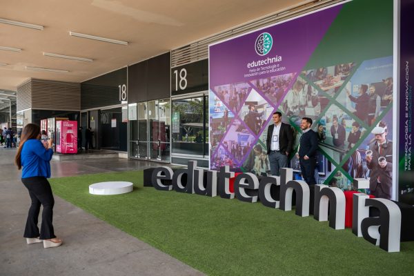 WEB-EDUTHECNIA-2025