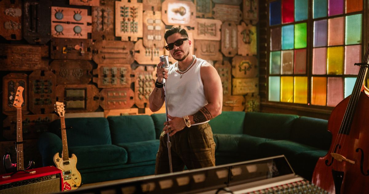 Ozzie Rincón presenta Historia Prohibida en su regreso a Colombia