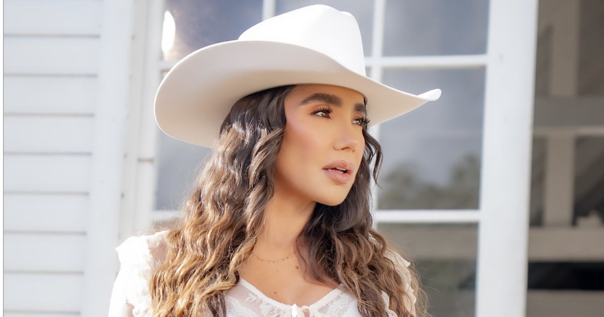 Paola Jara presenta Sin Rodeos, su nuevo EP de seis canciones
