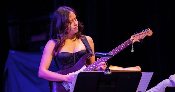 Ana Liu, la guitarrista colombiana que conquista la escena internacional